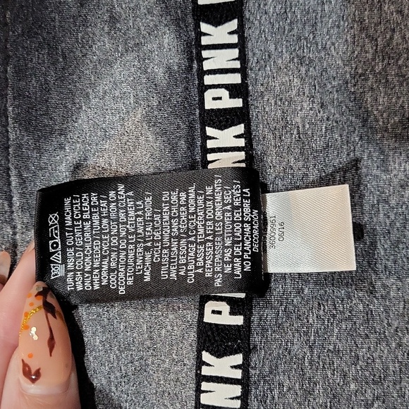 Victoria's Secret PINK Hoodie - Picture 11 of 11
